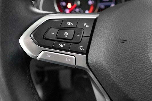 Adaptive Cruise Control (ACC) for VW Passat B8 - SPEED LIGHT