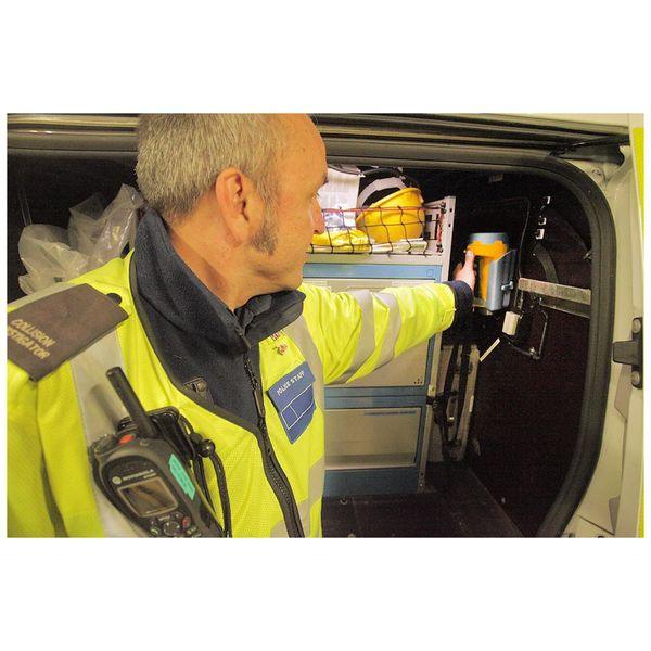 Flashlight NightSearcher HawkStar, 2500 lm - SPEED LIGHT