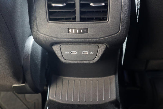 Complete set USB Hub for VW T-Roc A11, D11 - SPEED LIGHT